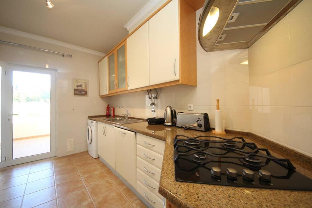 Acacias, Spacious With Sea View Apartment