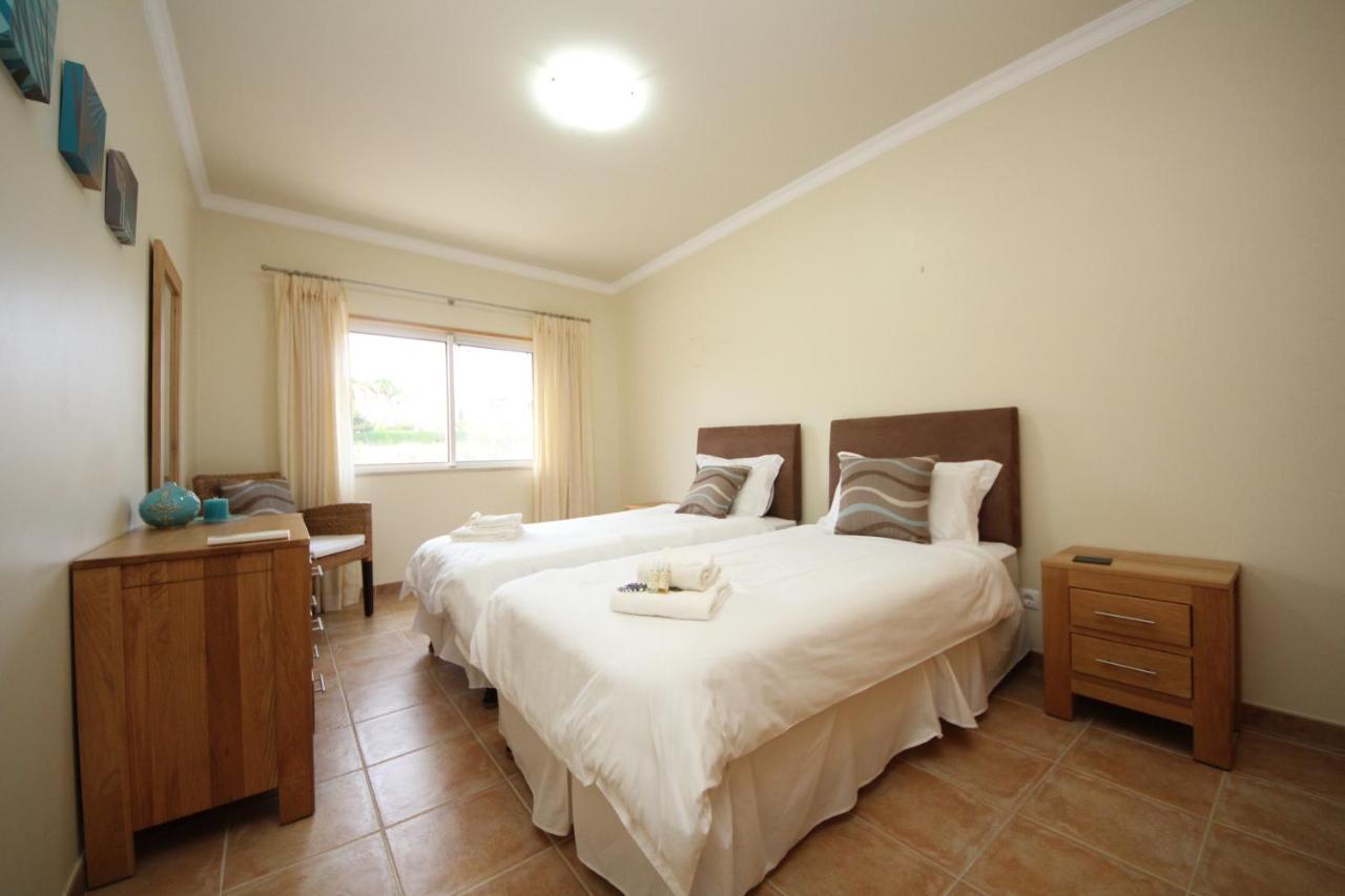 Apartment Acacias, Spacious With Sea View